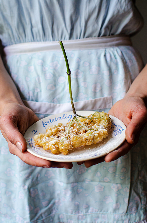Fried elderflower recipe. Food photography by Candy Company