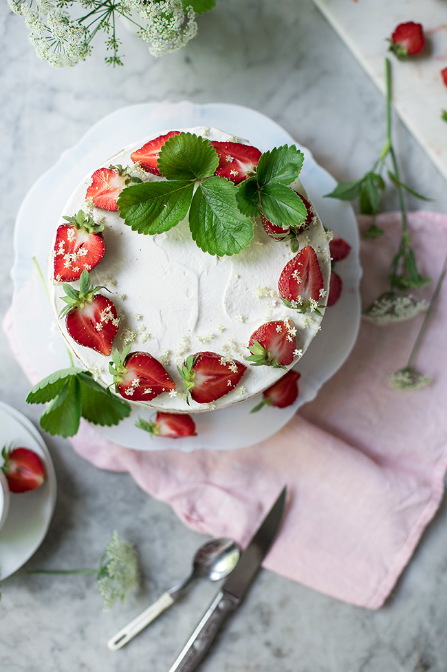 Strawberry and elder flower layer cake with ricotta cream filling by Candy Company